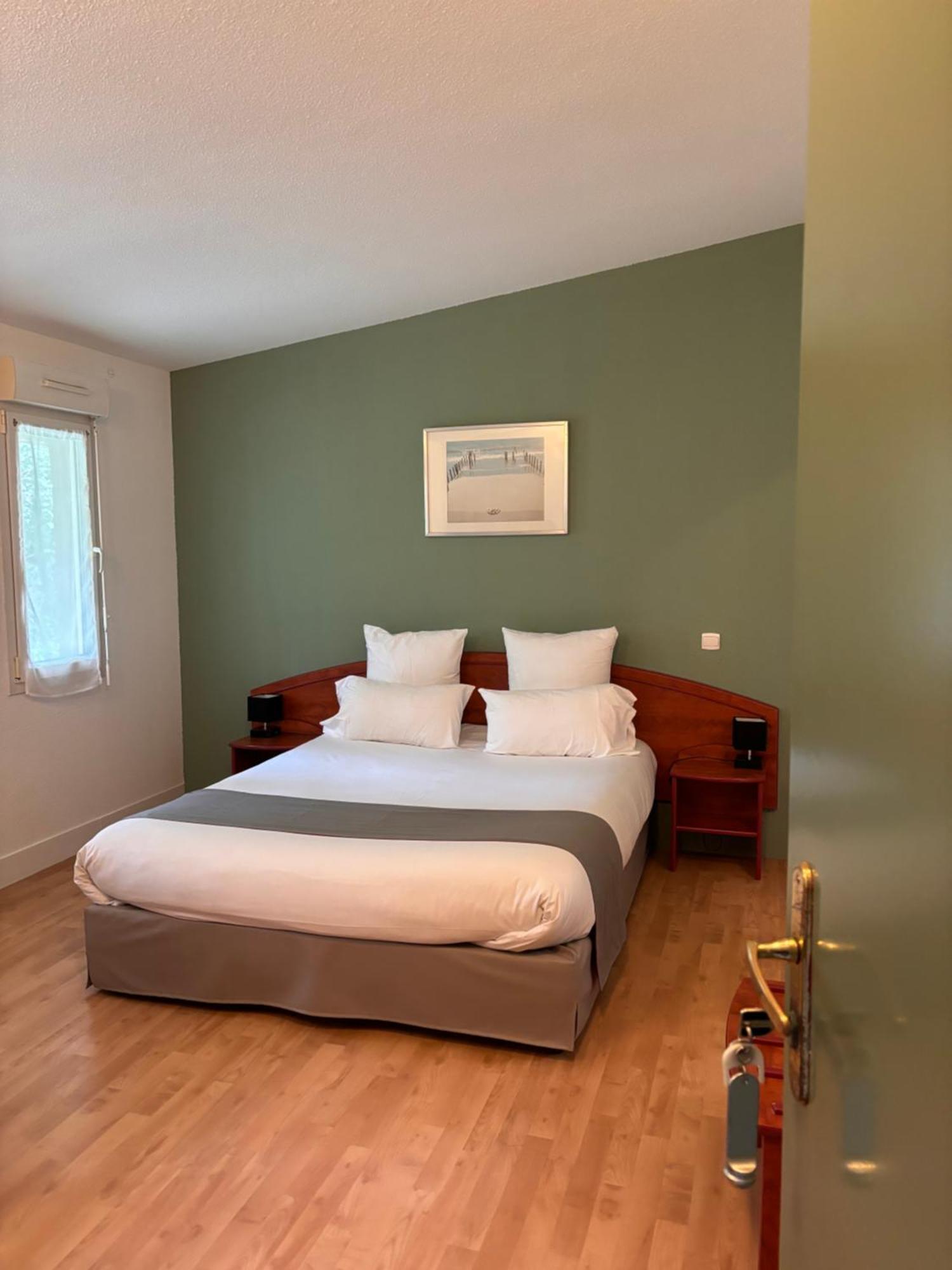 Hotel - Domaine De La Blanchardiere - Le Mans Change  Экстерьер фото